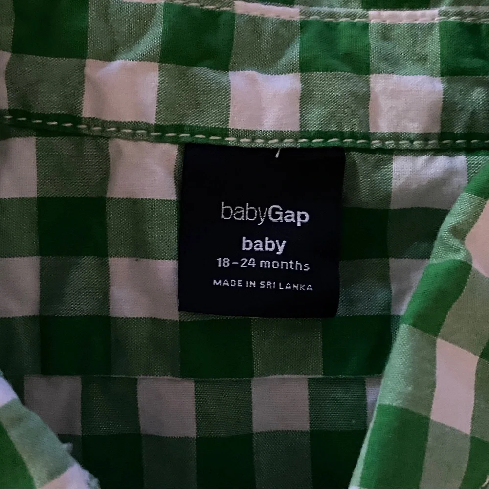 Bundle of 2 Baby Gap button down shirts